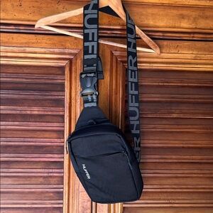 HUFFER New Zealand Crossbody Bag